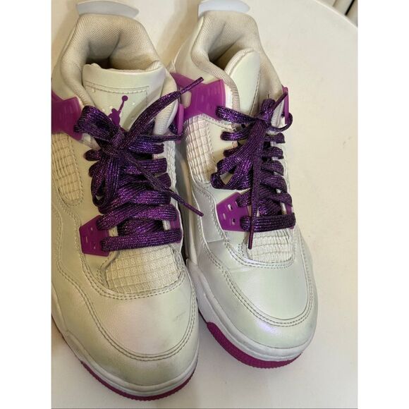 Nike Air Jordan 4 Kids Retro Hyper Violet Athletic Sneakers White Youth Size 4Y - Picture 1 of 6